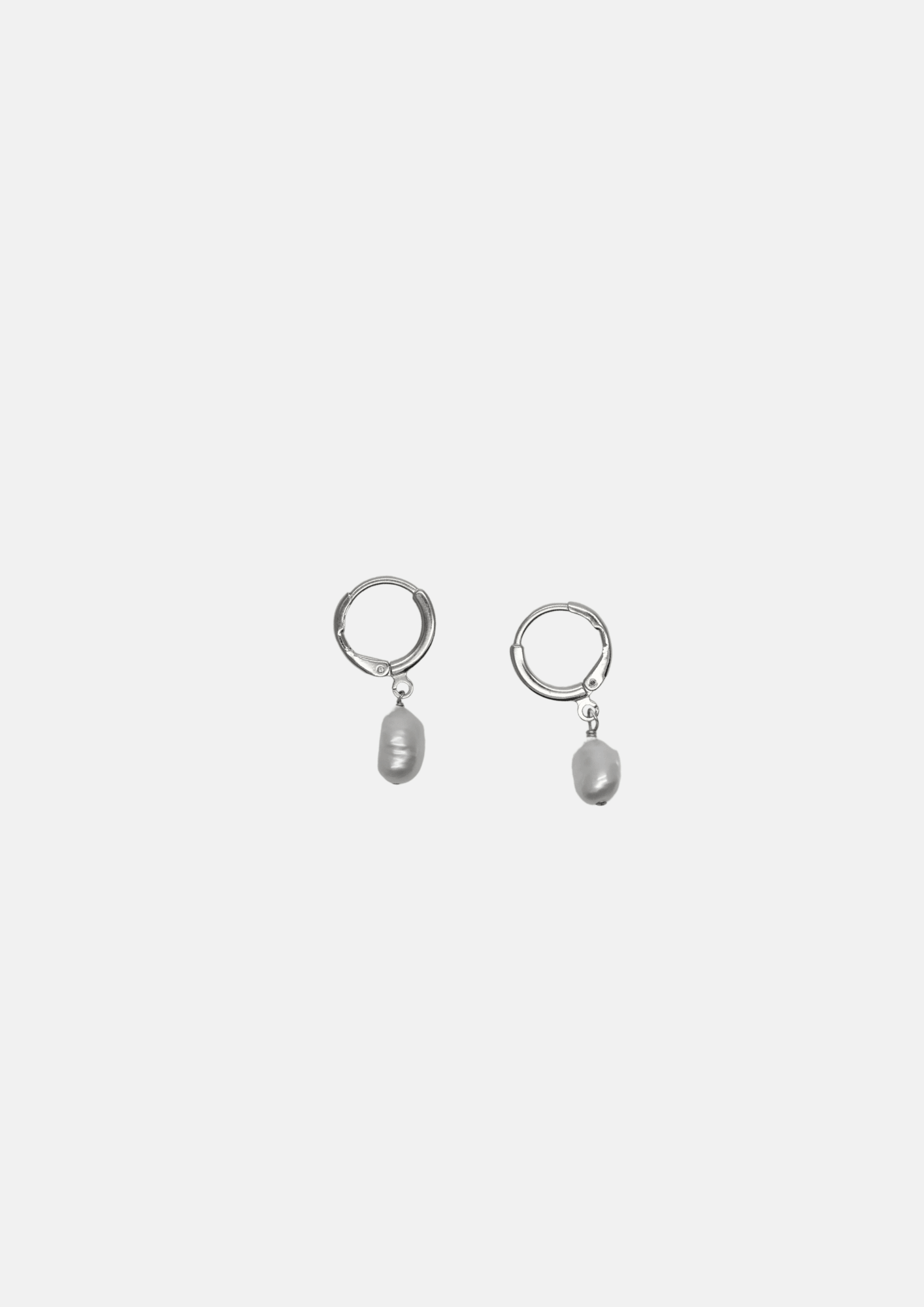 Créoles Léonie – Mini Créoles en Perles de Culture & Or 24K