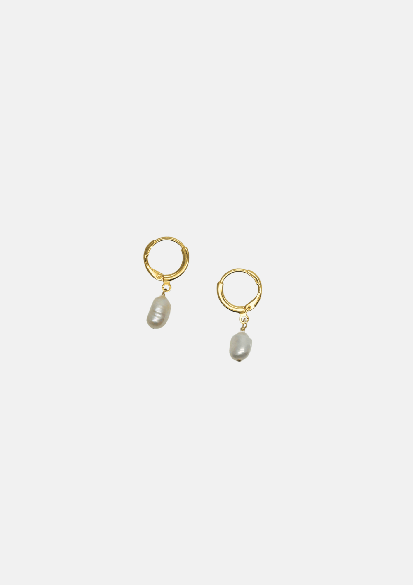 Créoles Léonie – Mini Créoles en Perles de Culture & Or 24K